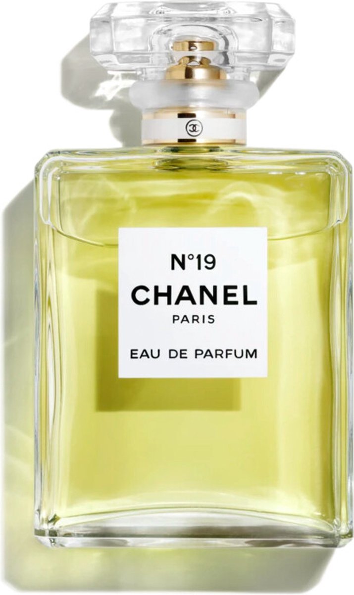 Chanel No19 Eau De Parfum Spray 100ml